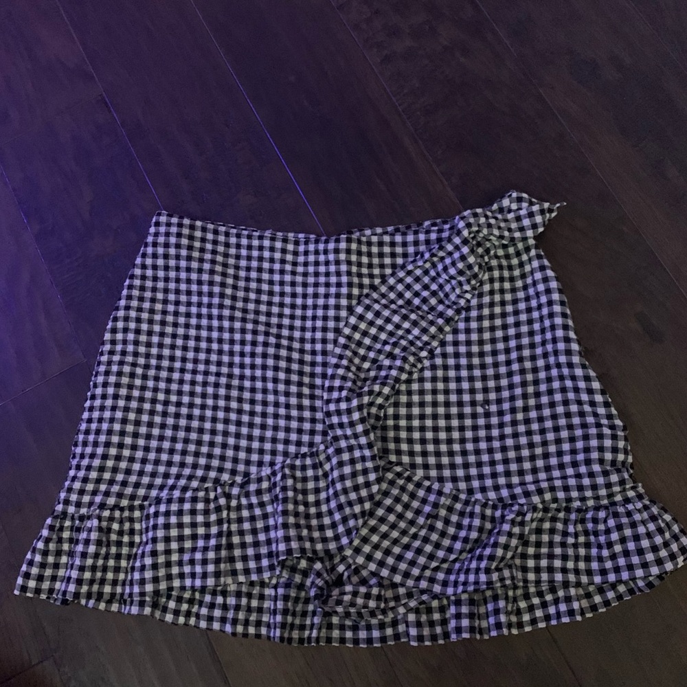 H&M plaid skort